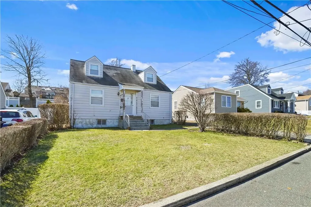 37 Kathwood Road Yonkers NY 10710