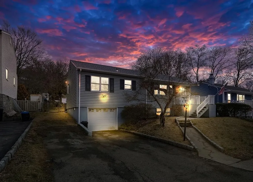 611 Depew Street Peekskill NY 10566