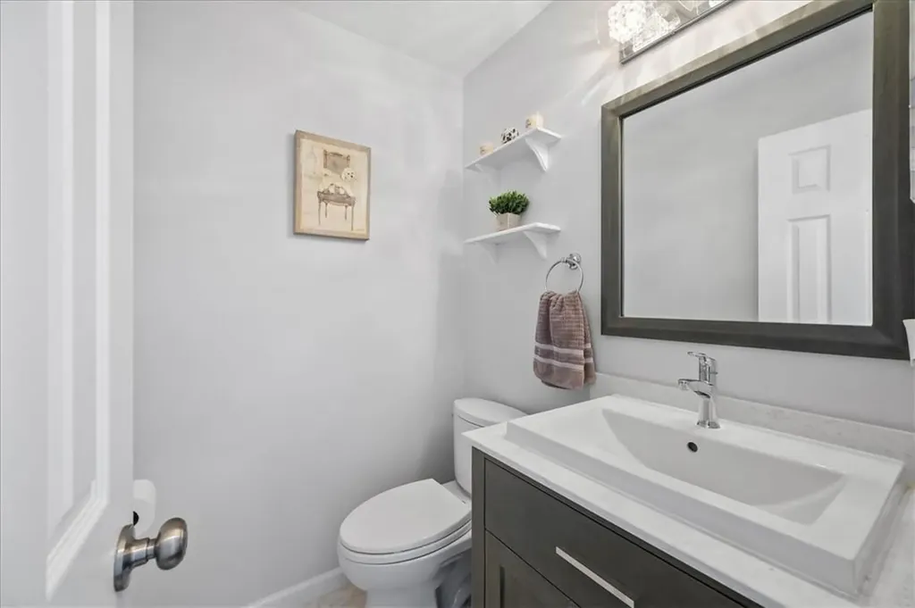 49 Greenvale Circle White Plains NY 10607