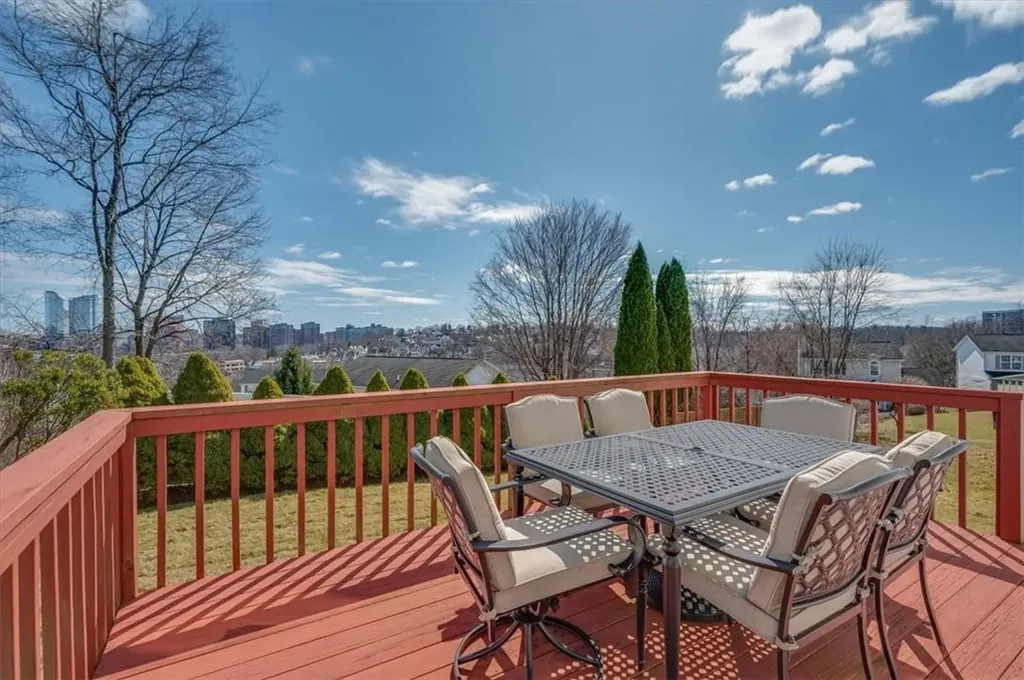 49 Greenvale Circle White Plains NY 10607