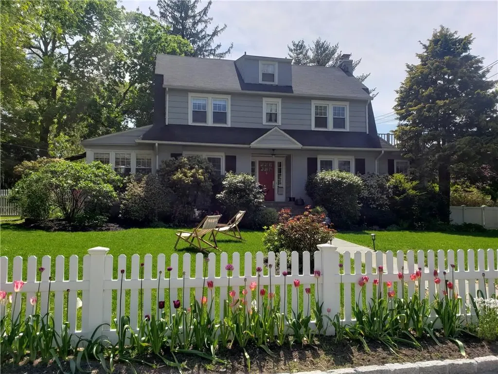 4 Carleon Avenue Larchmont NY 10538