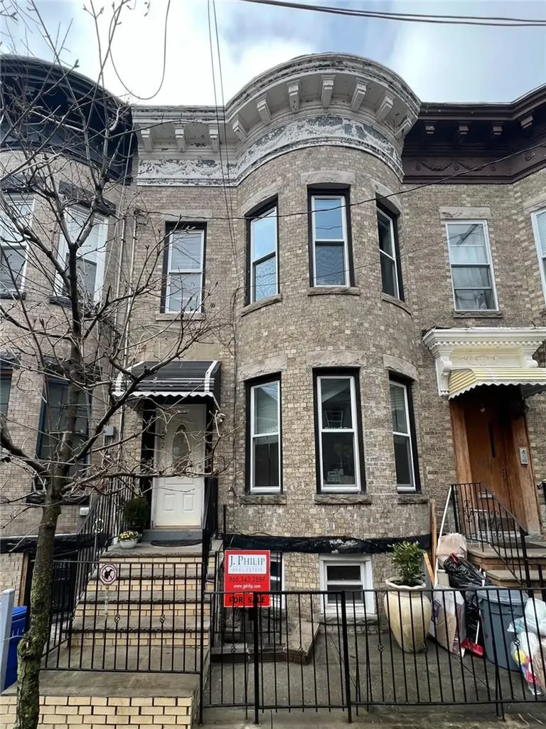 202 Lincoln Avenue Brooklyn NY 11208