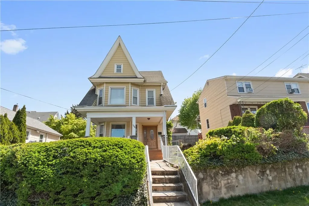 144 Buckingham Road Yonkers NY 10701