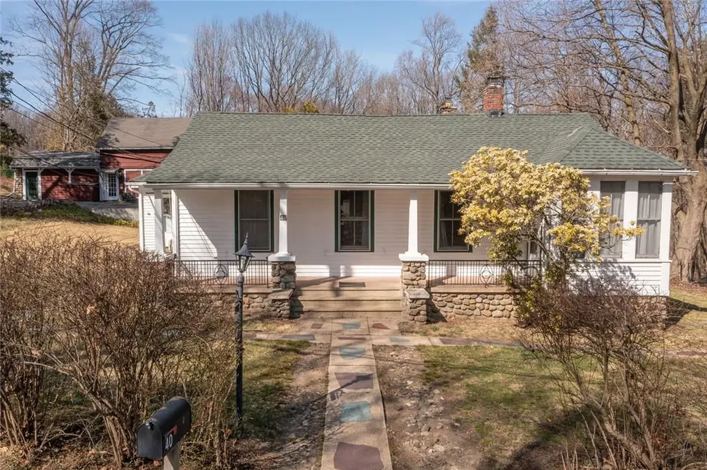 40 Hillside Avenue Airmont NY 10952