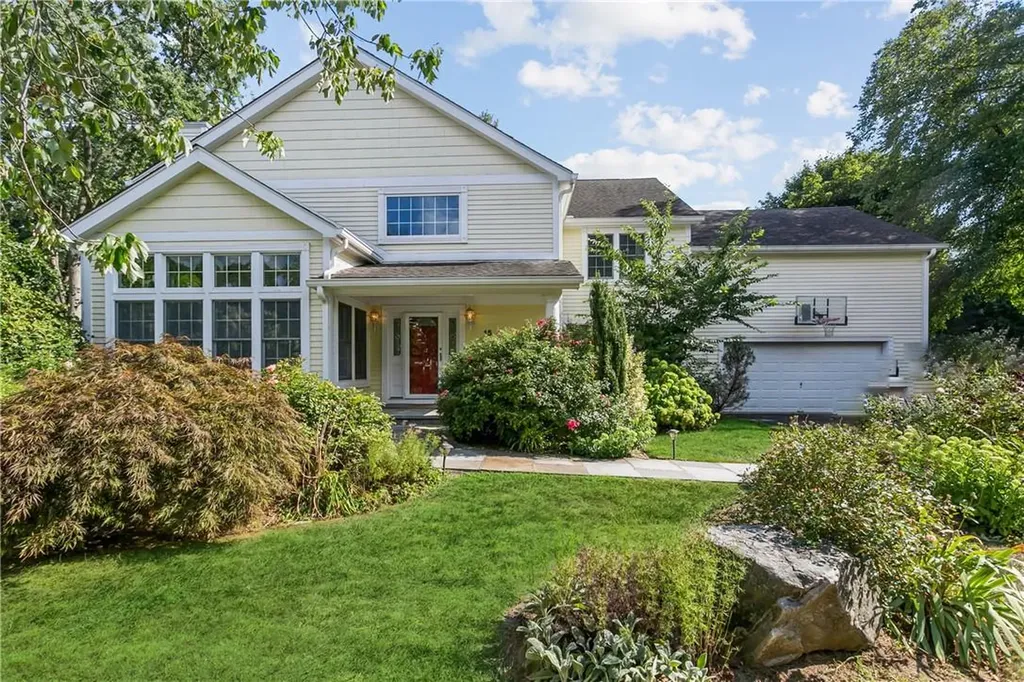 15 Topland Road White Plains NY 10605
