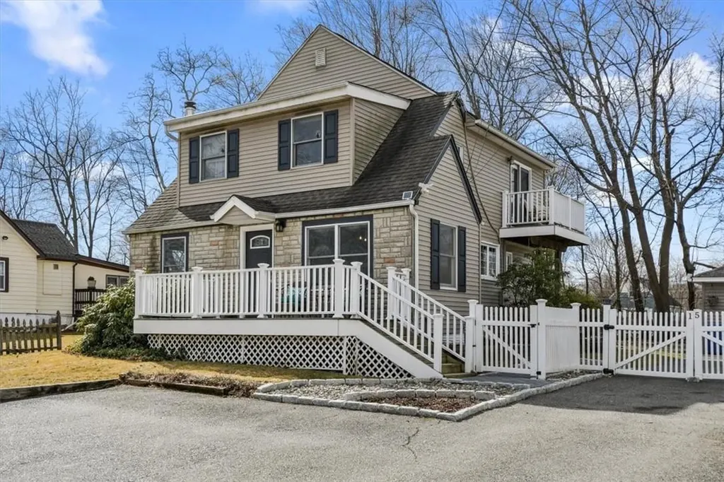 15 Ashburton Road Carmel NY 10512