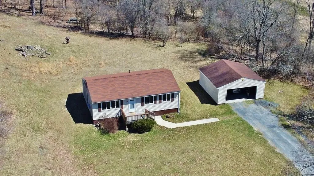 9 Batt Lane Campbell Hall NY 10916