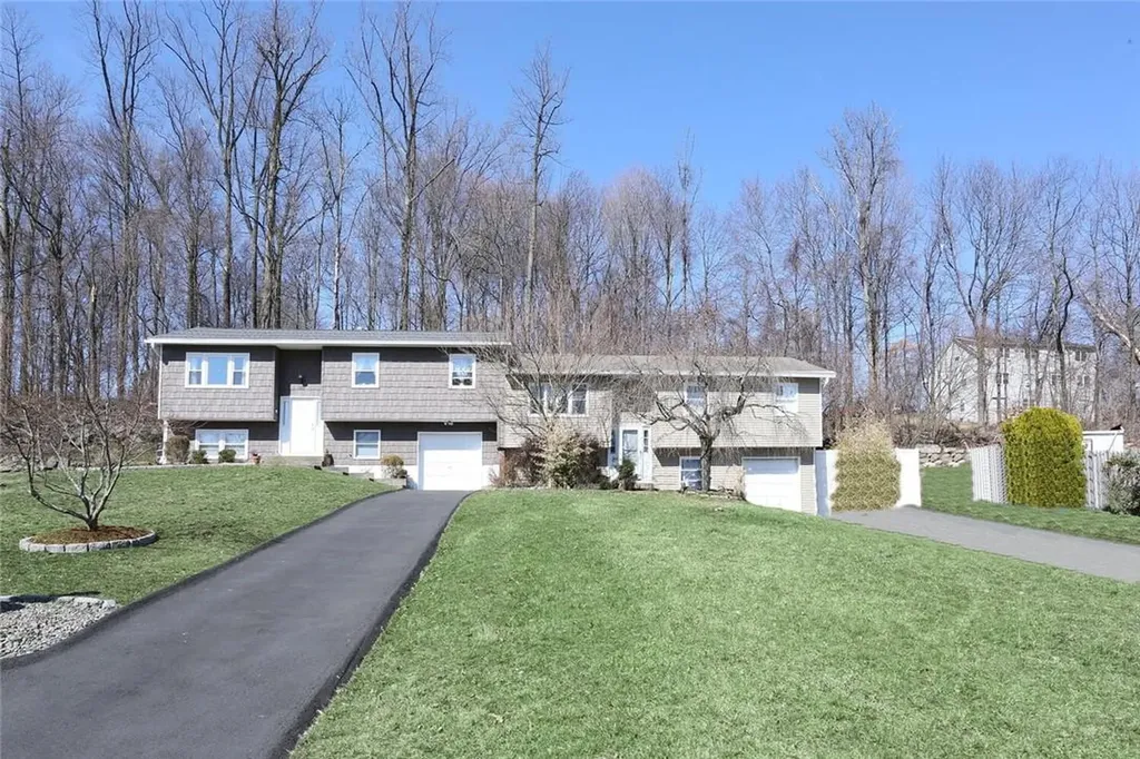 46 Sinclair Court Spring Valley NY 10977