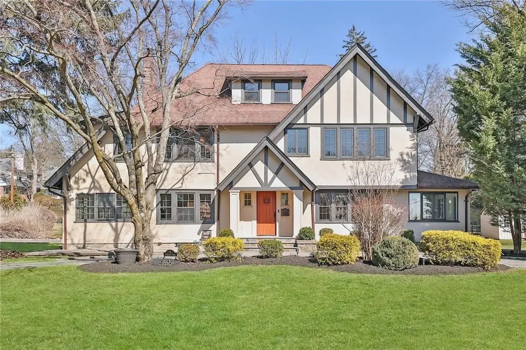 5 Overlook Road New Rochelle NY 10804