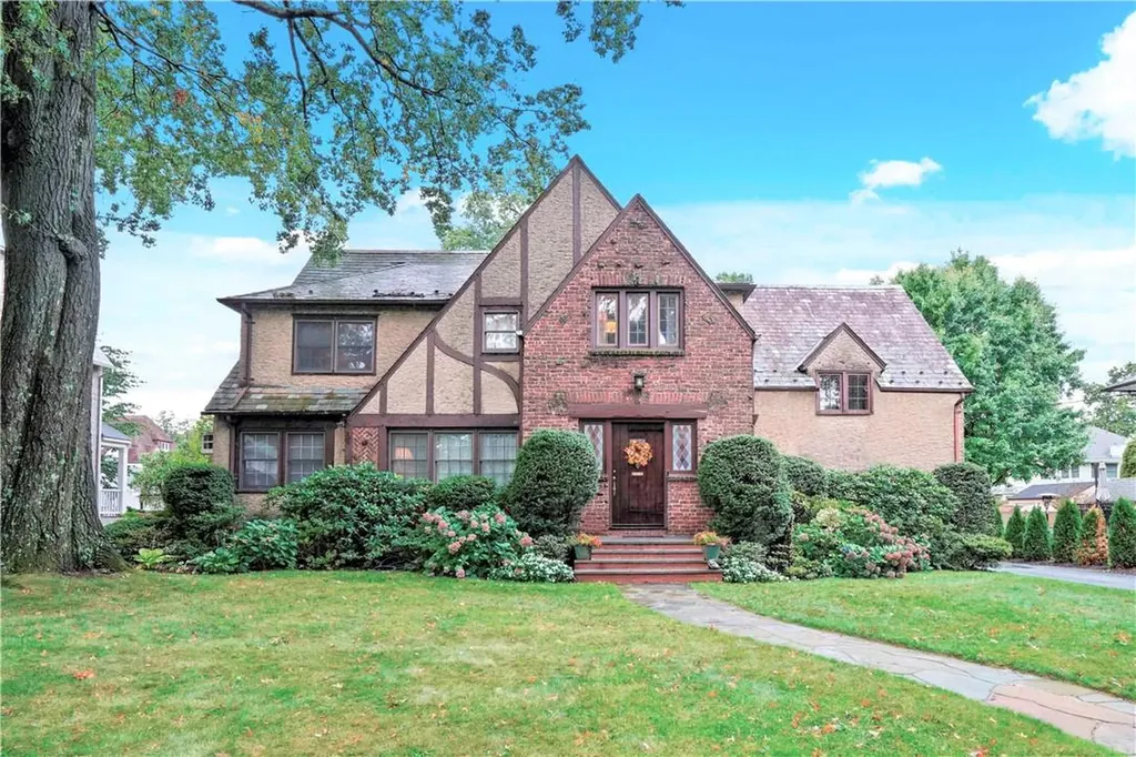 437 Highbrook Avenue Pelham NY 10803