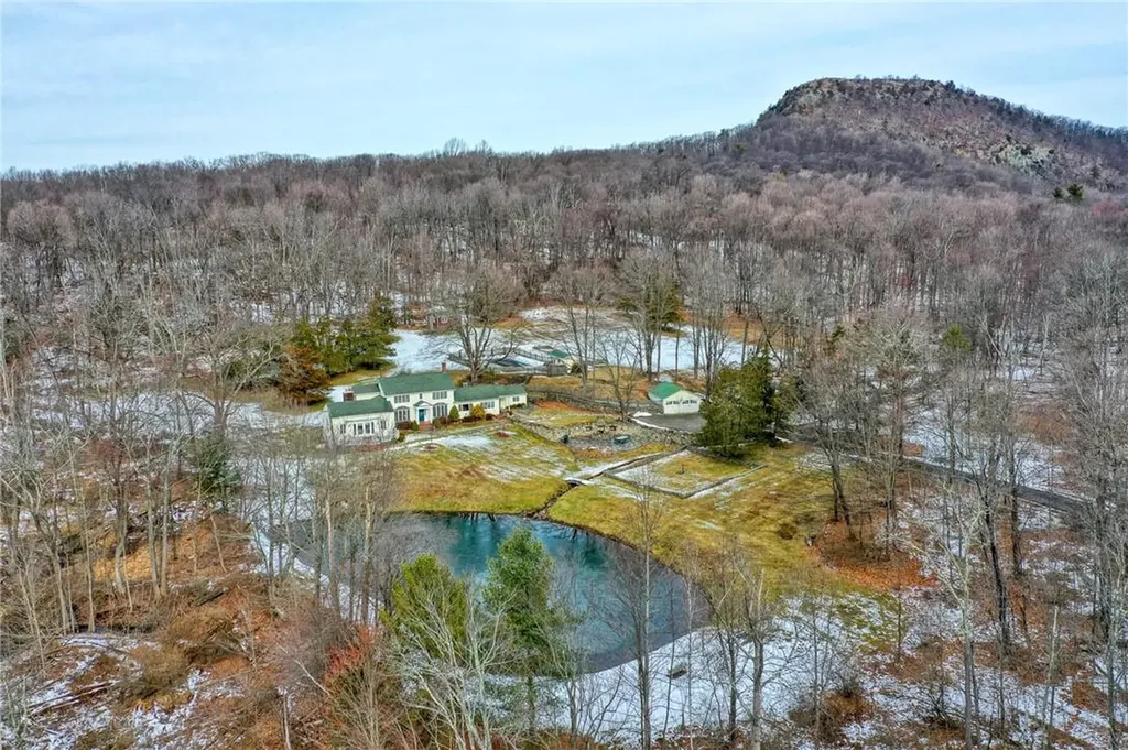 45 Rock Ridge Road Chester NY 10918