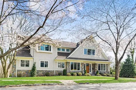 40 Fernwood Road Larchmont NY 10538