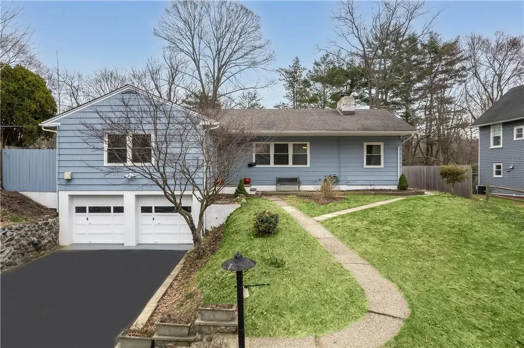 21 Brookville Avenue Ossining NY 10562