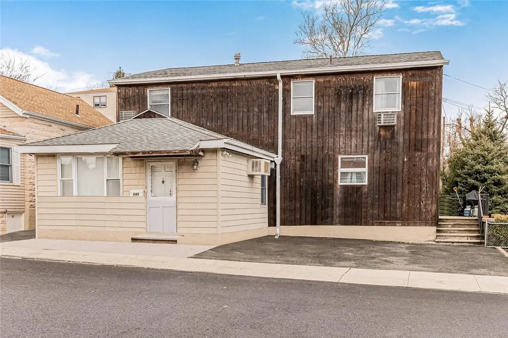 245 Glenhill Avenue Yonkers NY 10701