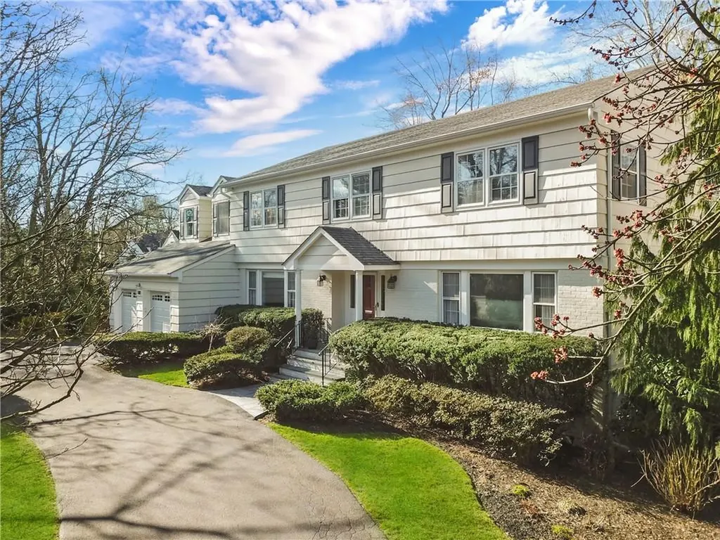 180 Mamaroneck Road Scarsdale NY 10583