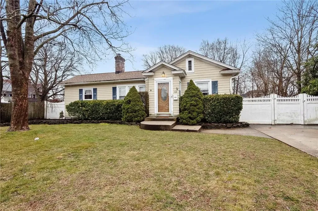 12 Mulford Street Patchogue NY 11772