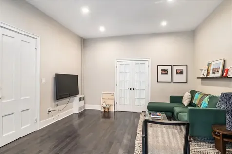 81 Woodhull Street Brooklyn NY 11231