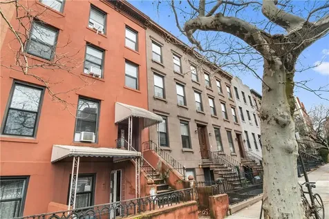 81 Woodhull Street Brooklyn NY 11231