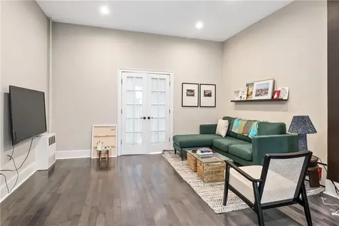 81 Woodhull Street Brooklyn NY 11231