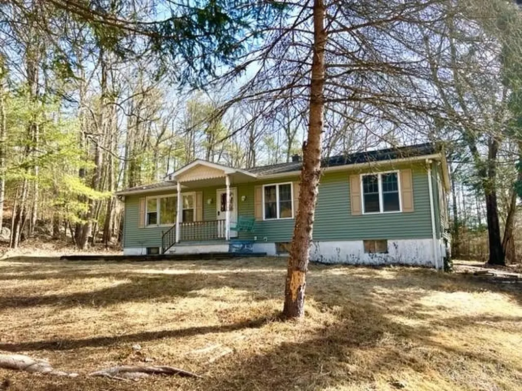 43 Corkscrew Road Barryville NY 12719