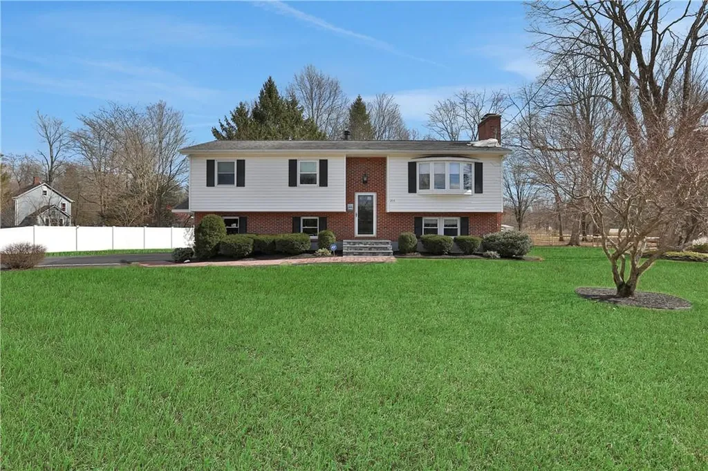205 Maple Avenue Tillson NY 12486