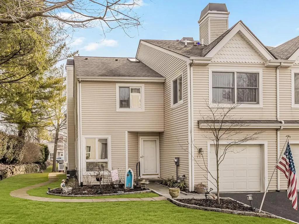 139 Winchester Drive Yonkers NY 10710