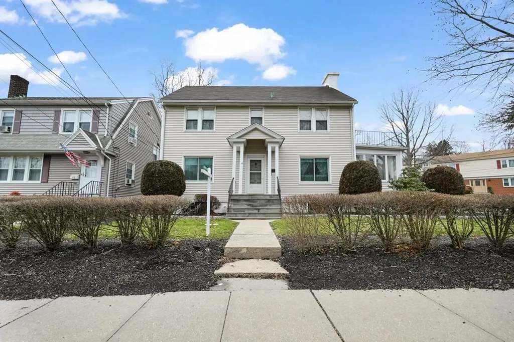 43 Lynton Place White Plains NY 10606