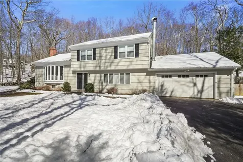 4 Fox Ridge Court Armonk NY 10504