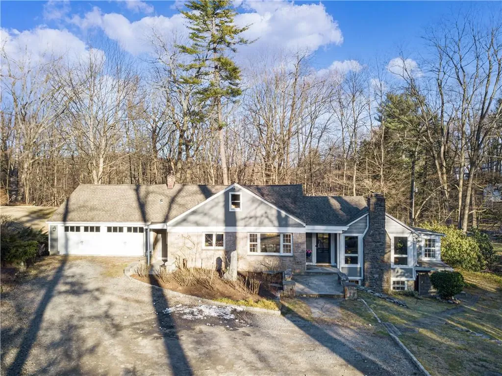 14 Woodland Road Mount Kisco NY 10549
