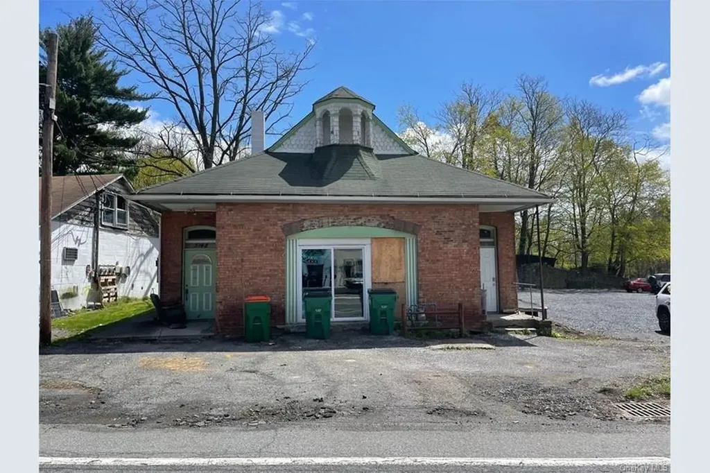 5148 Route 9w Newburgh NY 12550