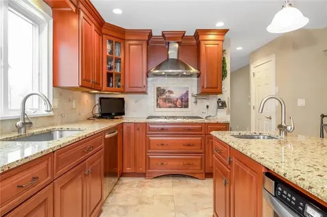 41 Hamilton Avenue Tappan NY 10983