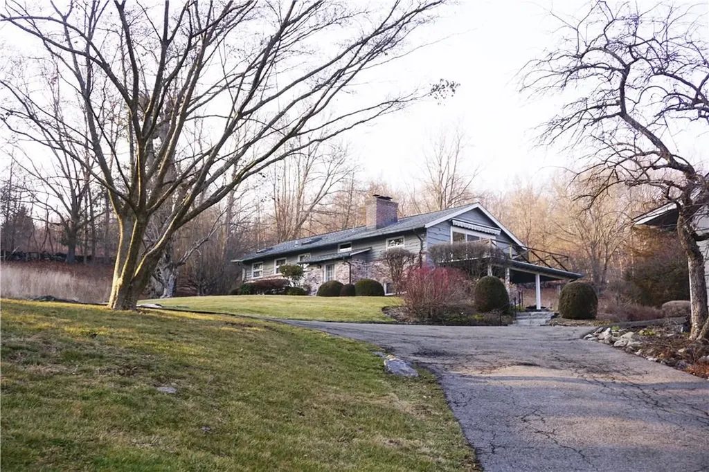 974 Kitchawan Road Ossining NY 10562
