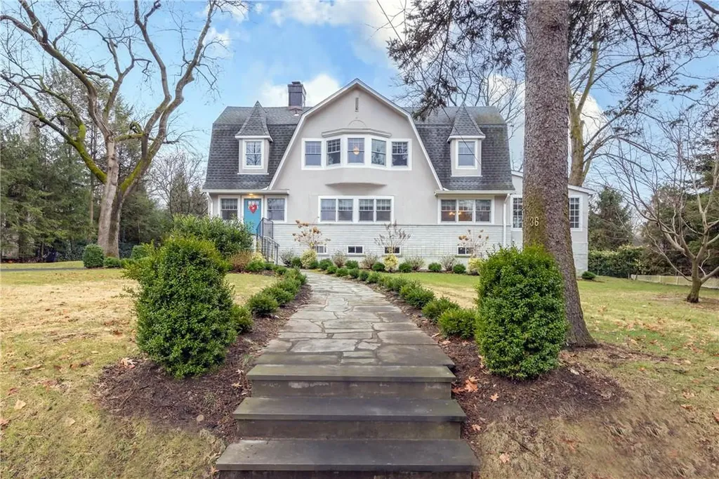 36 Edgewood Avenue Mount Vernon NY 10552