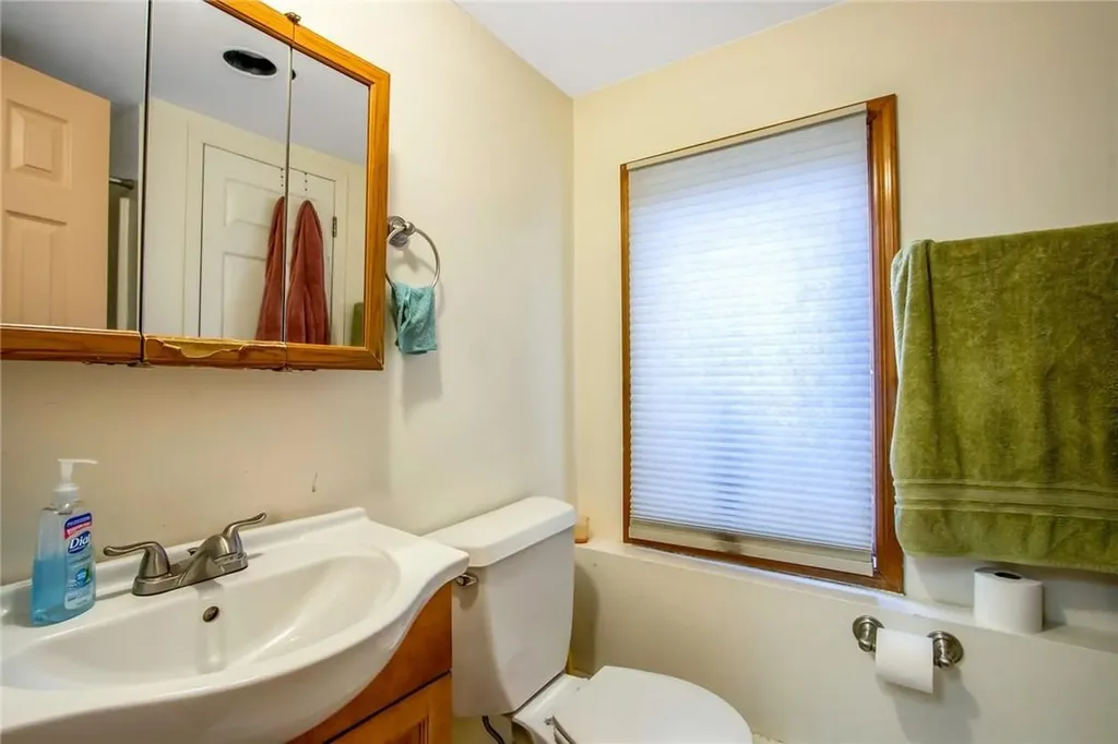 272 Germonds Road West Nyack NY 10994