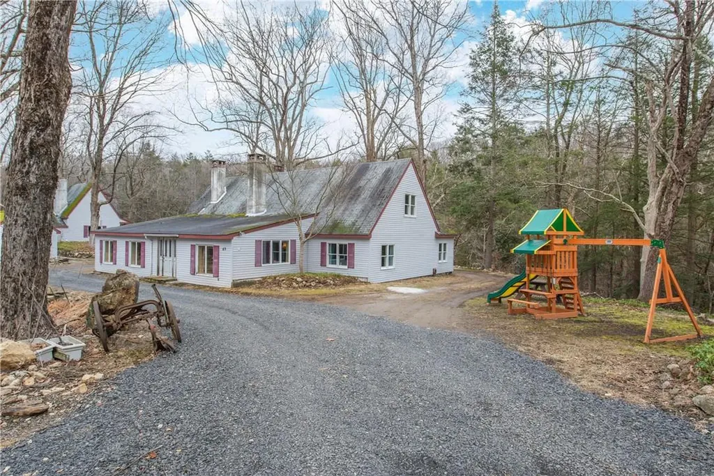49 Cascade Lake Road Warwick NY 10990
