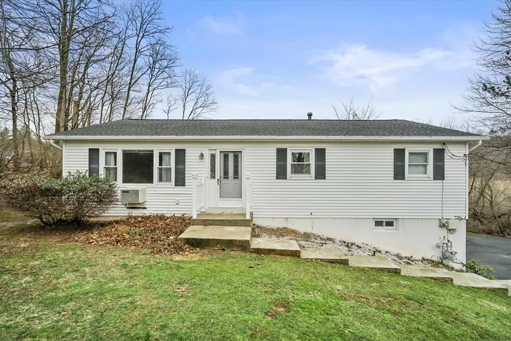 7 Della Court Congers NY 10920