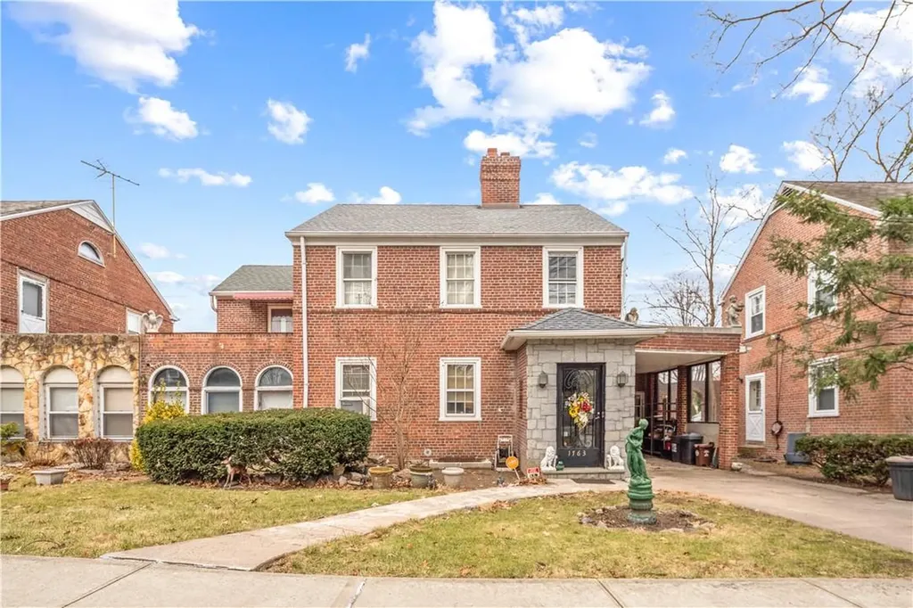1763 Astor Avenue Bronx NY 10469
