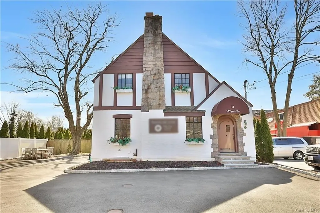 11 Maple Avenue Armonk NY 10504