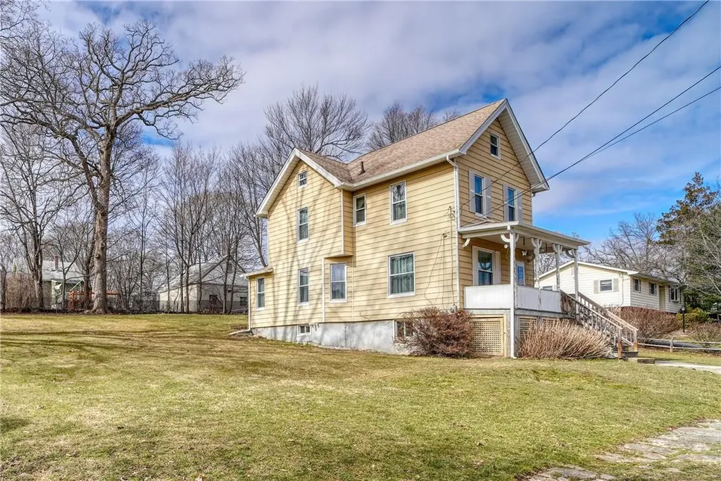 16 Corwin Avenue Middletown NY 10940