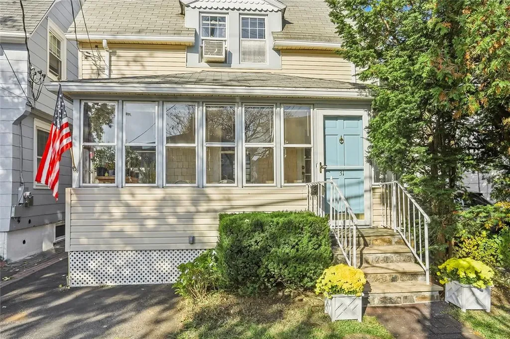 31 Second Avenue Pelham NY 10803