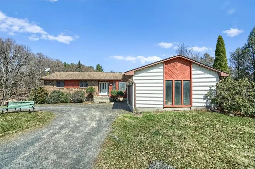 32 Sherwood Drive Wallkill NY 12589