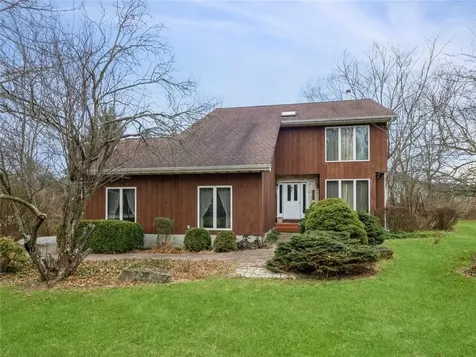 307 Cary Road Fishkill NY 12524