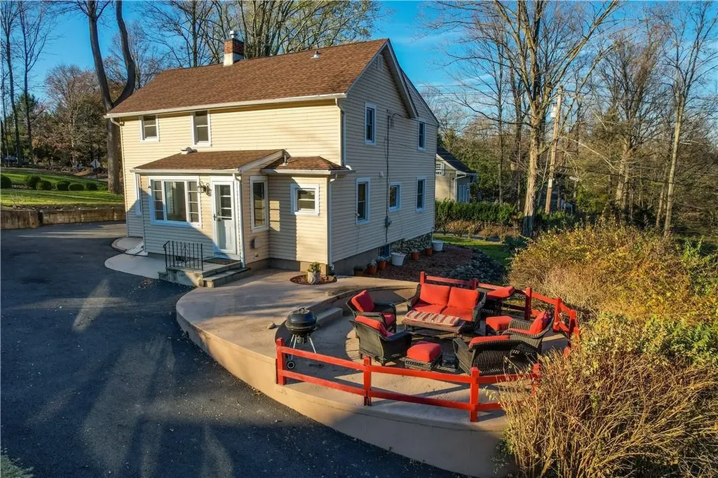 3 Sickletown Road Pearl River NY 10965
