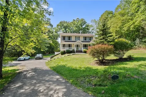 31 Alexander Boulevard Poughkeepsie NY 12603