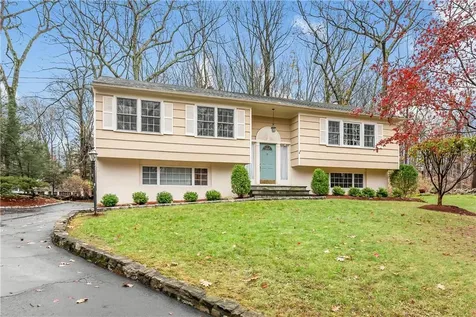 88 Lakeside Drive Katonah NY 10536