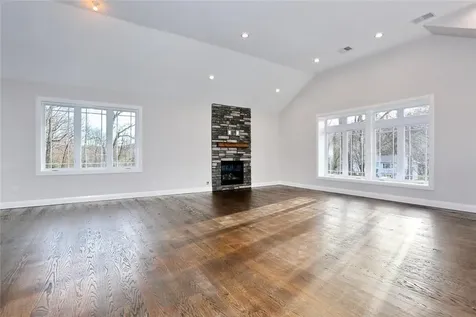 863 Mulberry Road Valley Cottage NY 10989