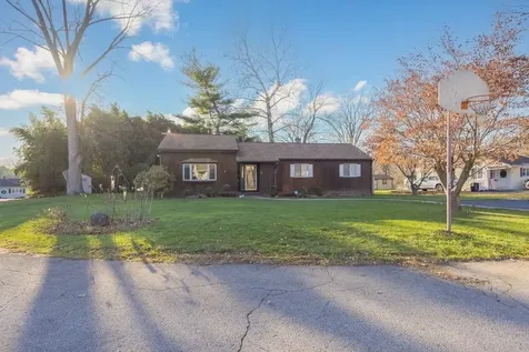 14 High Road Montrose NY 10548