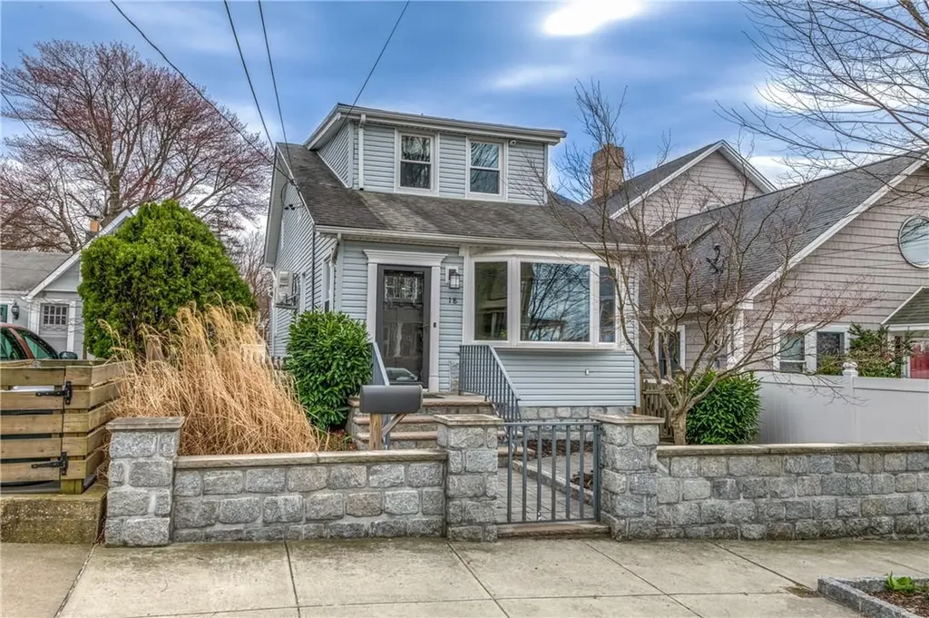 18 Tier Street Bronx NY 10464