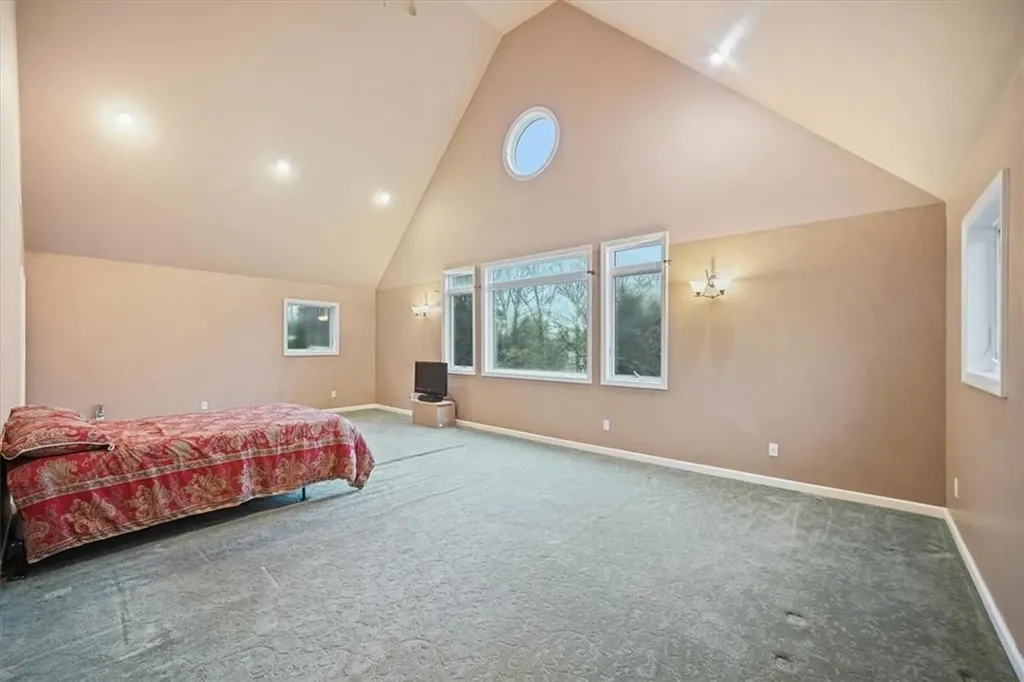 24 Moseman Avenue Katonah NY 10536