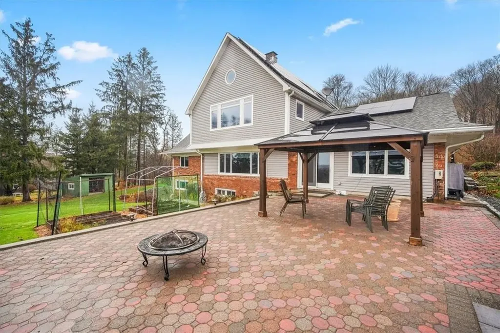 24 Moseman Avenue Katonah NY 10536